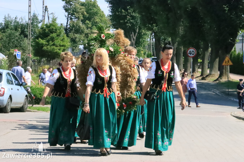 Irządze: Dożynki - Korowód - część oficjalna (1)