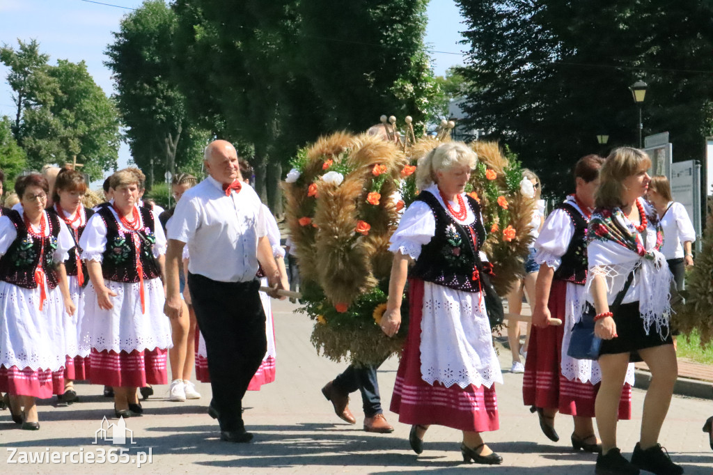 Irządze: Dożynki - Korowód - część oficjalna (1)