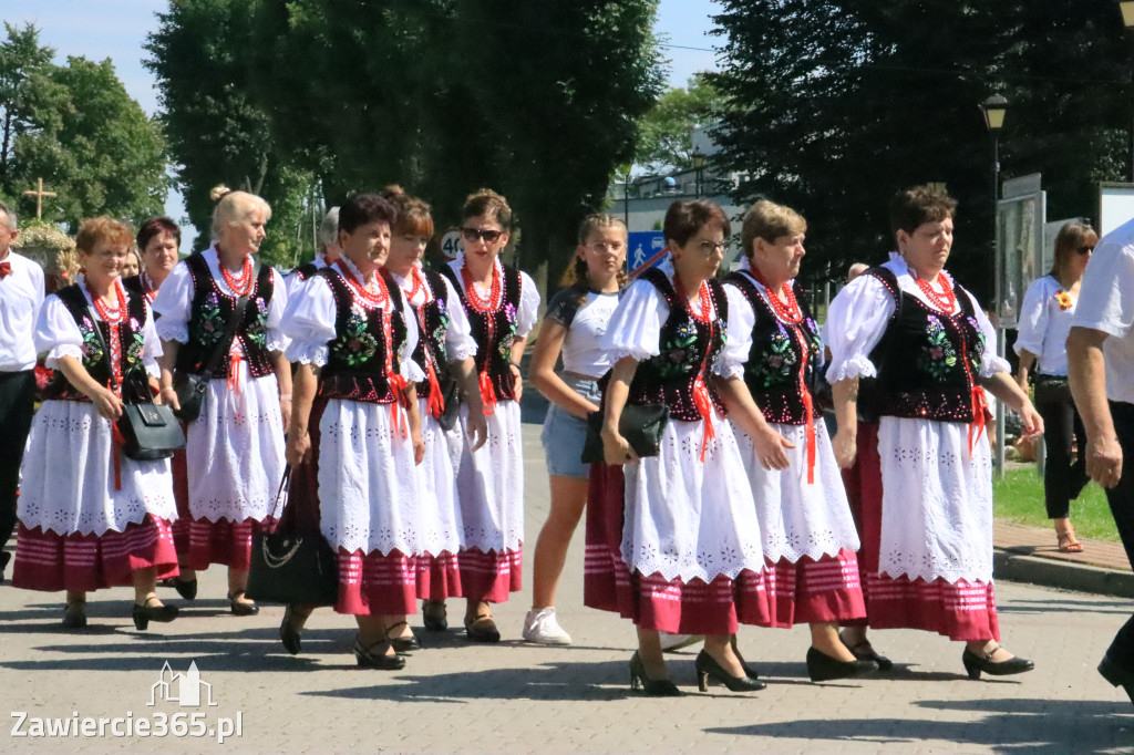 Irządze: Dożynki - Korowód - część oficjalna (1)