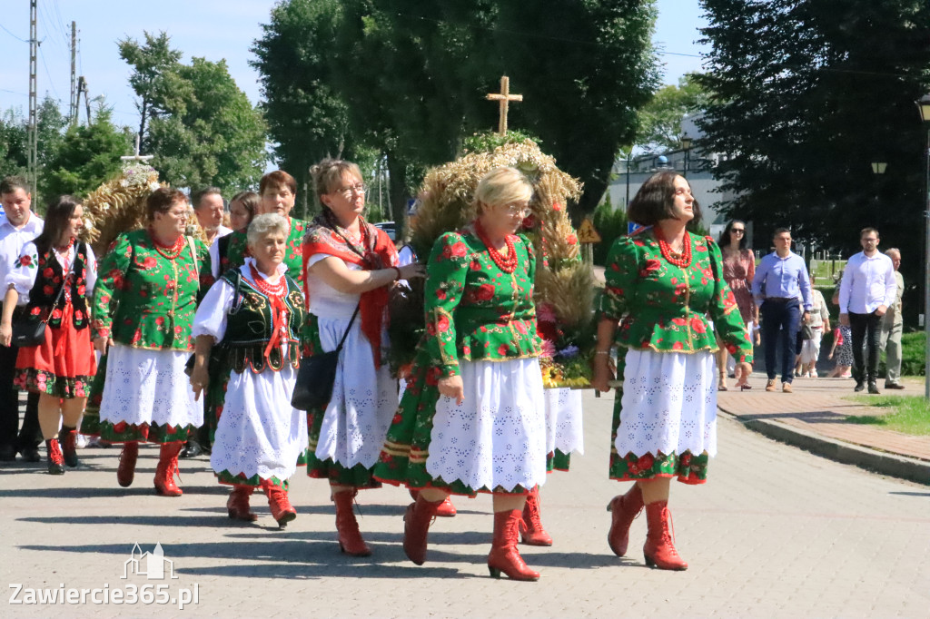 Irządze: Dożynki - Korowód - część oficjalna (1)