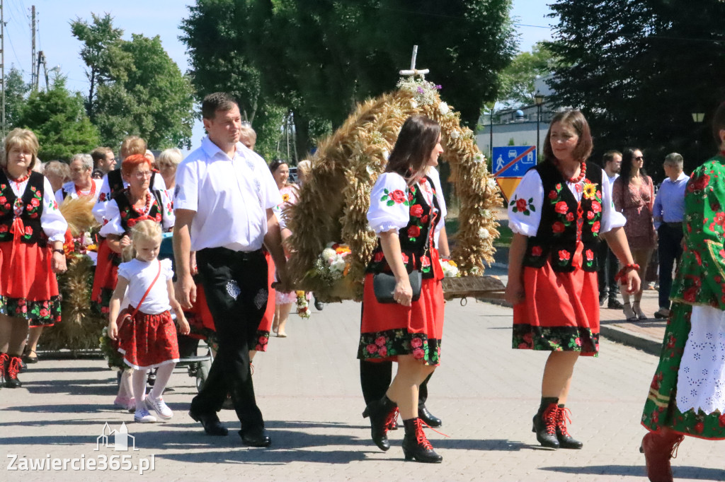 Irządze: Dożynki - Korowód - część oficjalna (1)