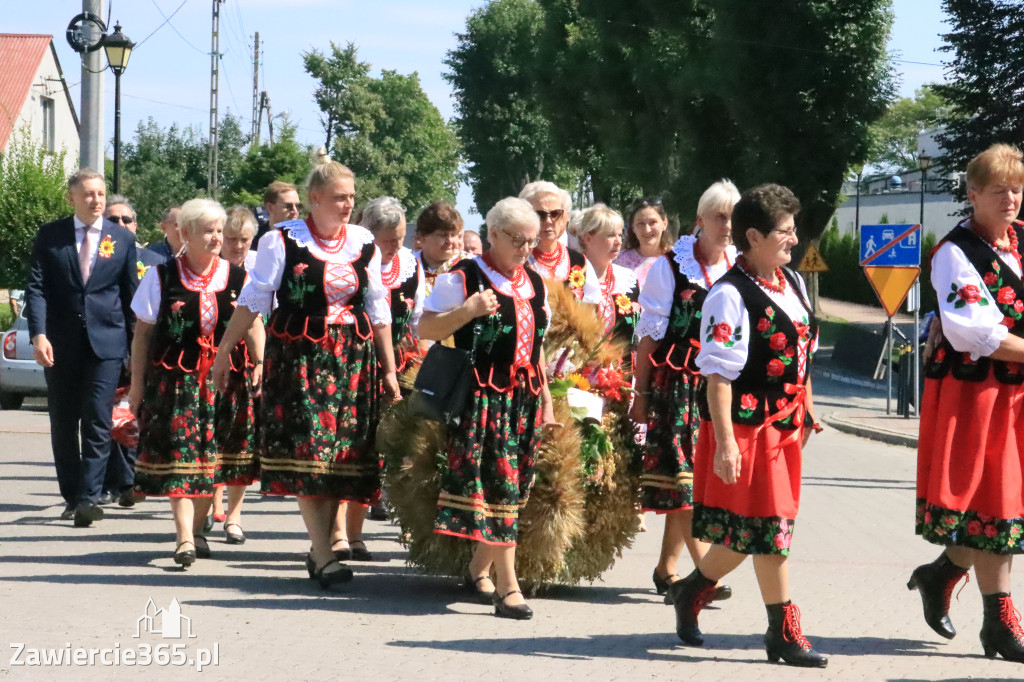 Irządze: Dożynki - Korowód - część oficjalna (1)