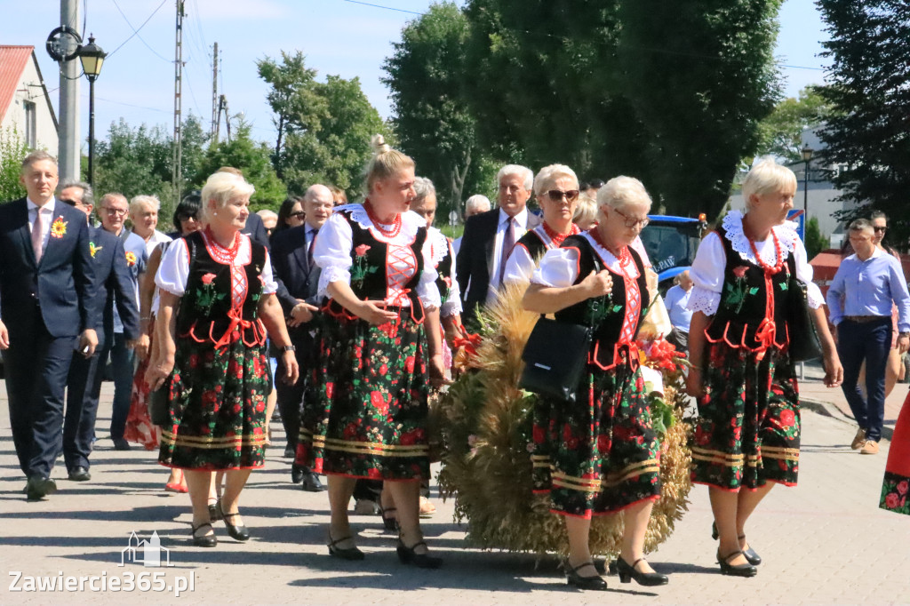 Irządze: Dożynki - Korowód - część oficjalna (1)