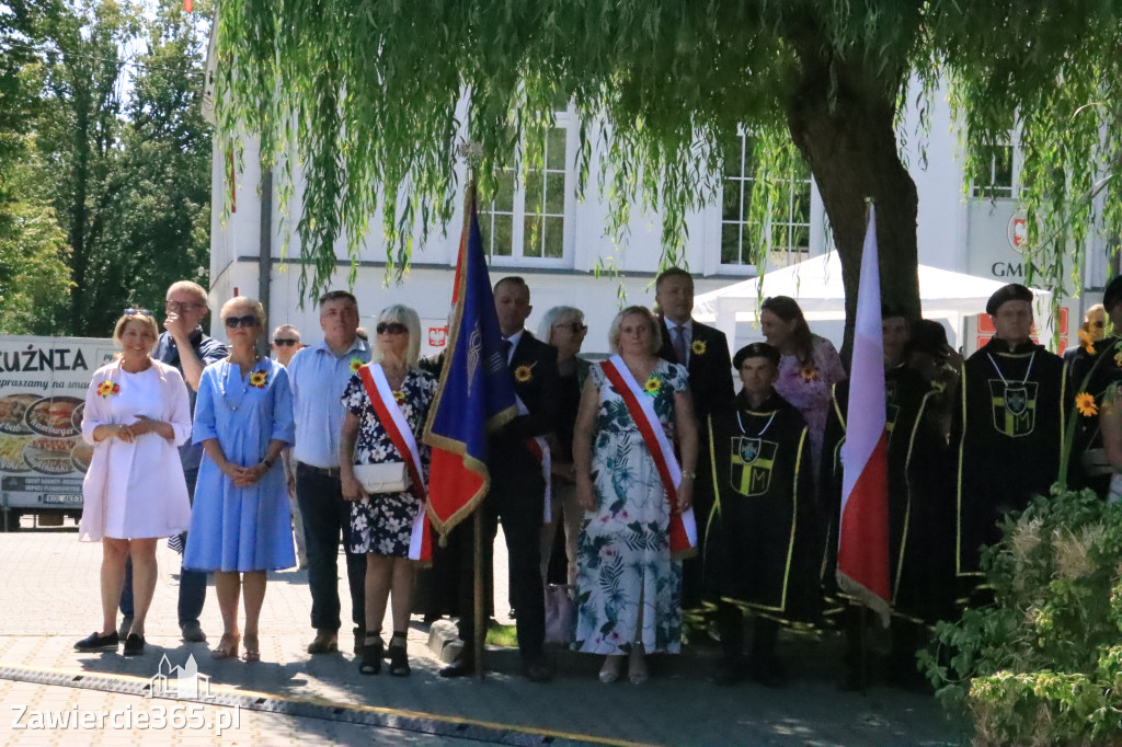 Irządze: Dożynki - Korowód - część oficjalna (1)