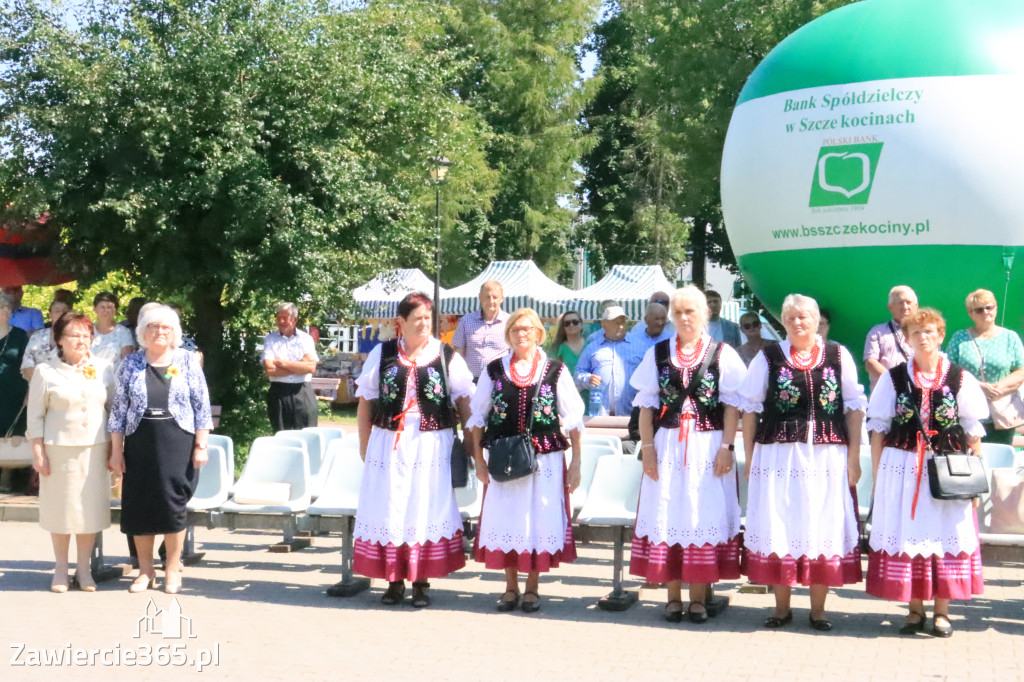 Irządze: Dożynki - Korowód - część oficjalna (1)