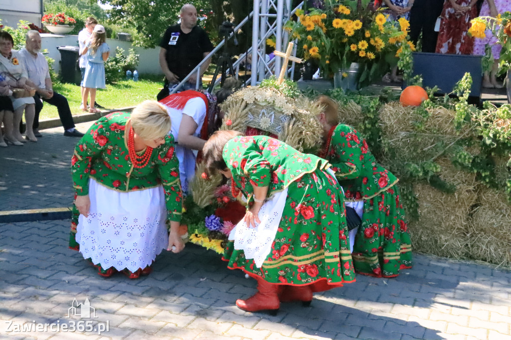 Irządze: Dożynki - Korowód - część oficjalna (1)