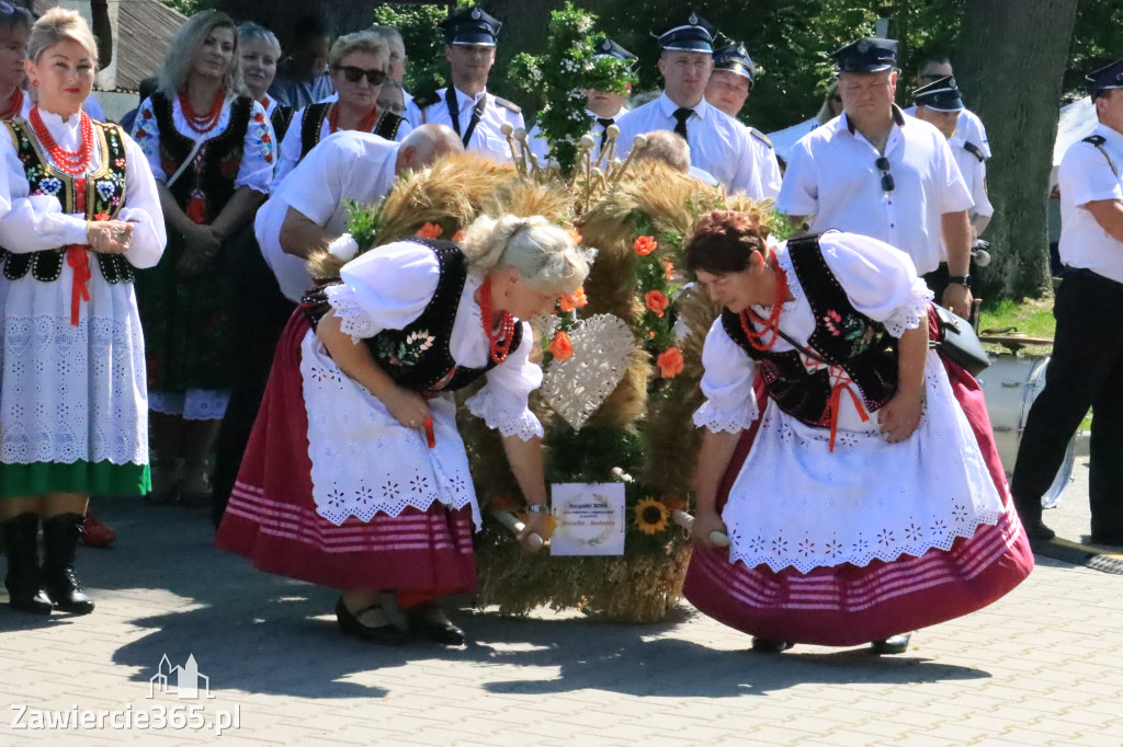 Irządze: Dożynki - Korowód - część oficjalna (1)