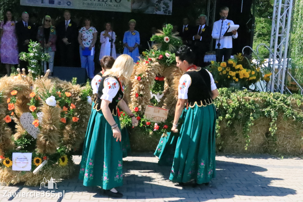 Irządze: Dożynki - Korowód - część oficjalna (1)