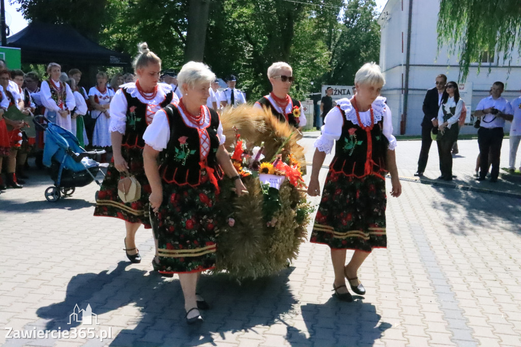 Irządze: Dożynki - Korowód - część oficjalna (1)