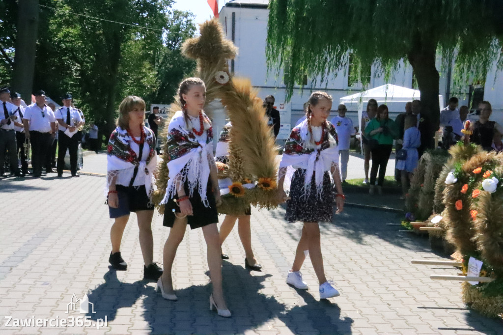 Irządze: Dożynki - Korowód - część oficjalna (1)