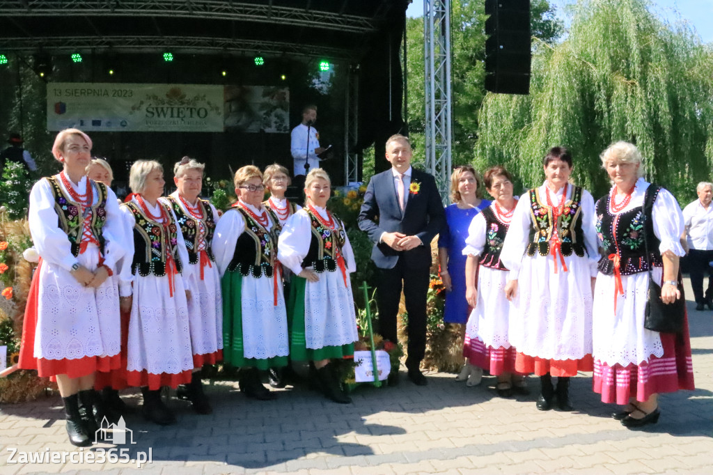 Irządze: Dożynki - Korowód - część oficjalna (1)