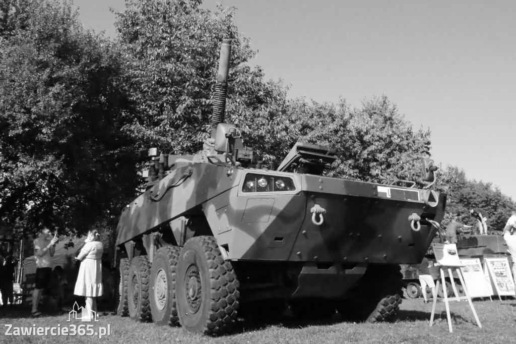 Fotorelacja: Piknik Militarny „SILNA BIAŁO-CZERWONA”