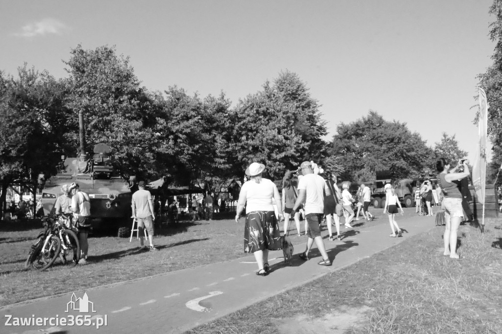 Fotorelacja: Piknik Militarny „SILNA BIAŁO-CZERWONA”