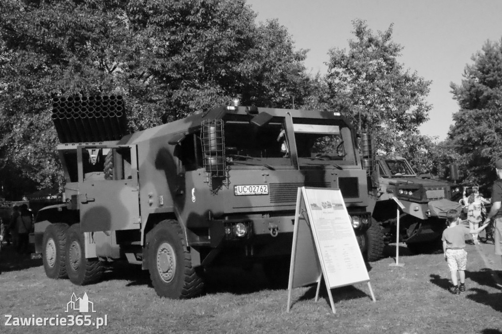 Fotorelacja: Piknik Militarny „SILNA BIAŁO-CZERWONA”