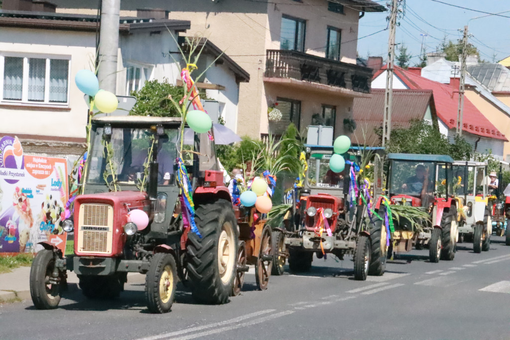 Fotorelacja: Parada Traktorów - Dożynki Kroczyce 2023r.