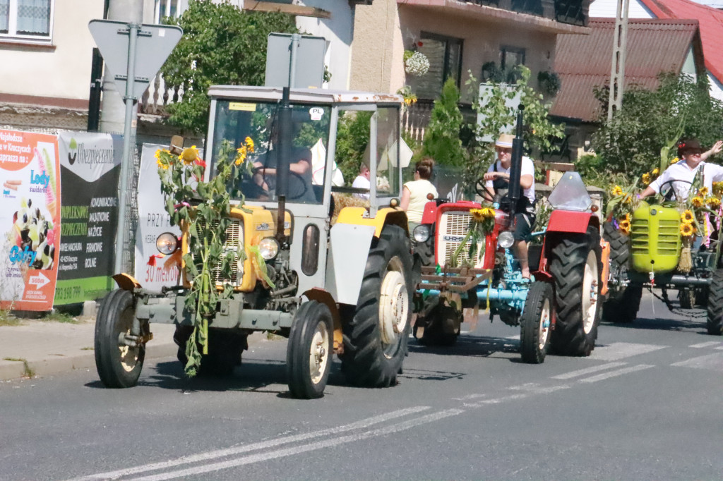 Fotorelacja: Parada Traktorów - Dożynki Kroczyce 2023r.