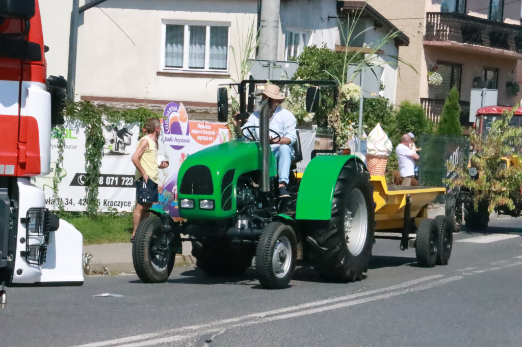 Fotorelacja: Parada Traktorów - Dożynki Kroczyce 2023r.