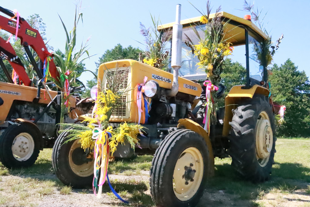 Fotorelacja: Parada Traktorów - Dożynki Kroczyce 2023r.