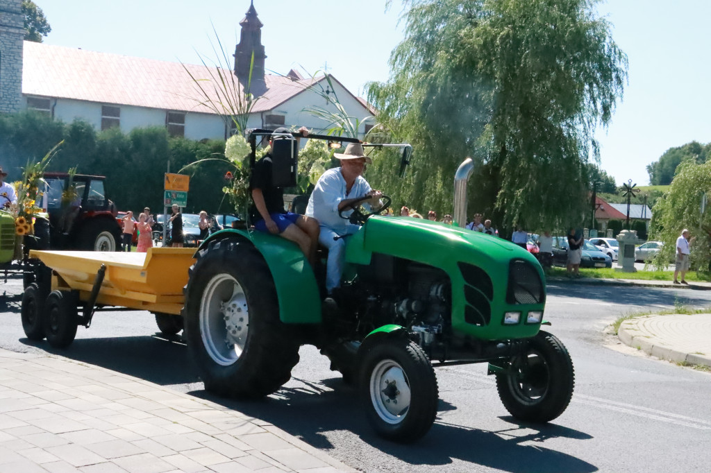 Fotorelacja: Parada Traktorów - Dożynki Kroczyce 2023r.