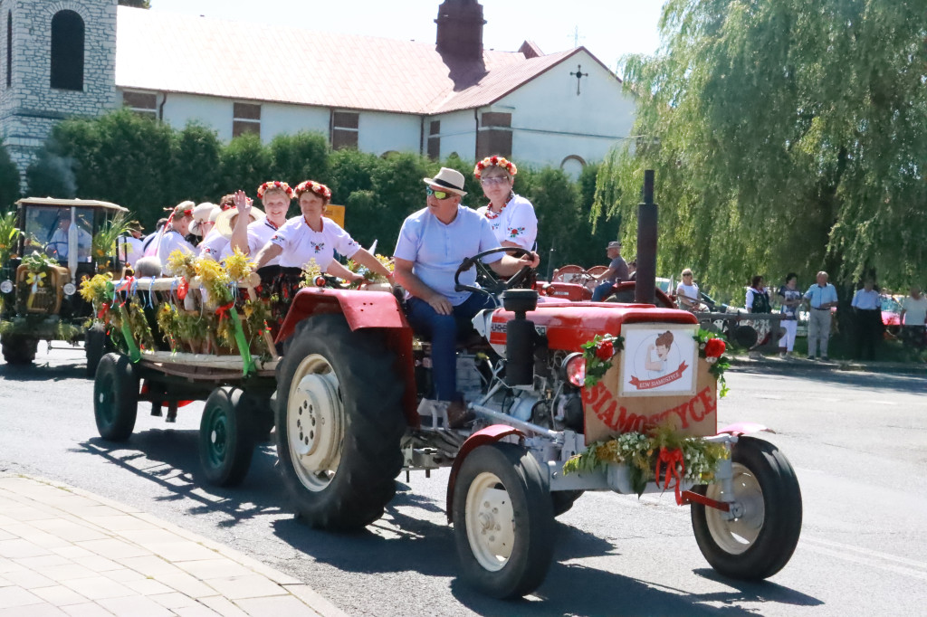 Fotorelacja: Parada Traktorów - Dożynki Kroczyce 2023r.