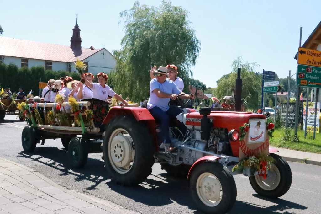 Fotorelacja: Parada Traktorów - Dożynki Kroczyce 2023r.