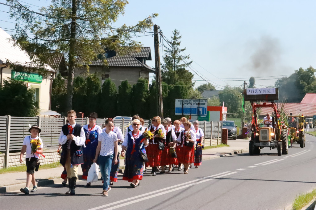 Fotorelacja: Parada Traktorów - Dożynki Kroczyce 2023r.