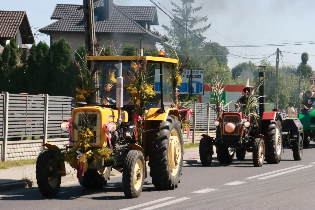 Fotorelacja: Parada Traktorów - Dożynki Kroczyce 2023r.