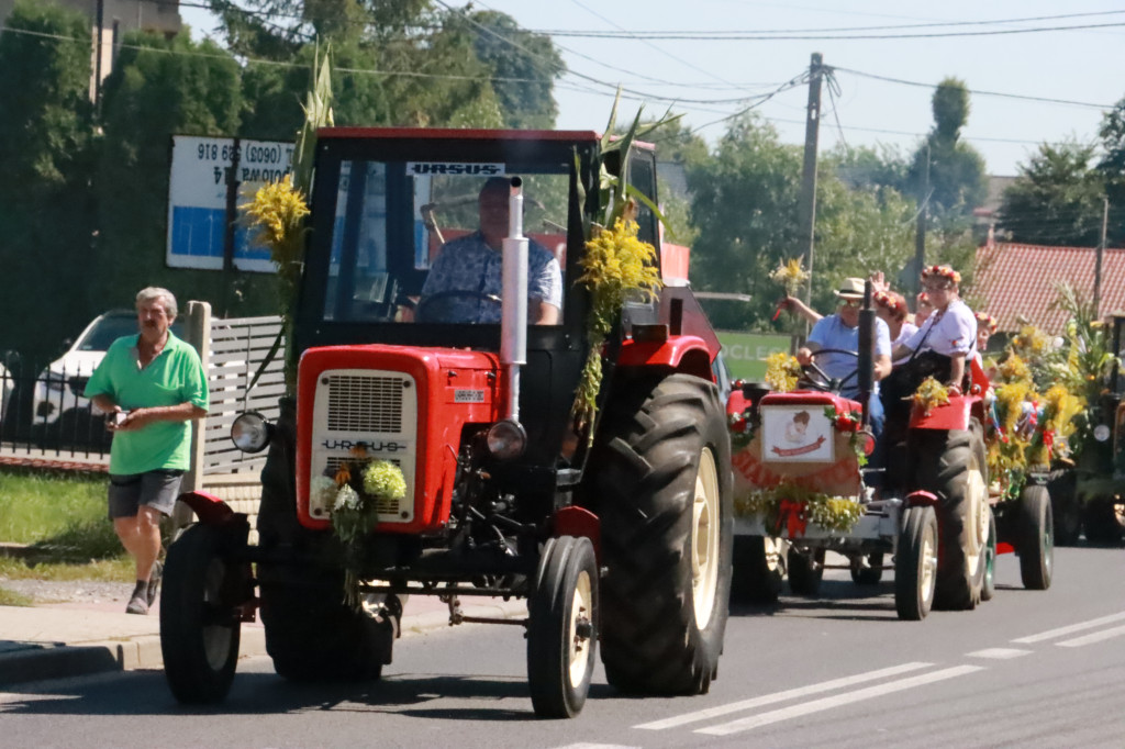 Fotorelacja: Parada Traktorów - Dożynki Kroczyce 2023r.