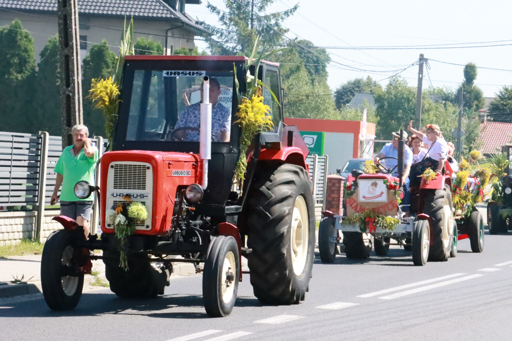 Fotorelacja: Parada Traktorów - Dożynki Kroczyce 2023r.