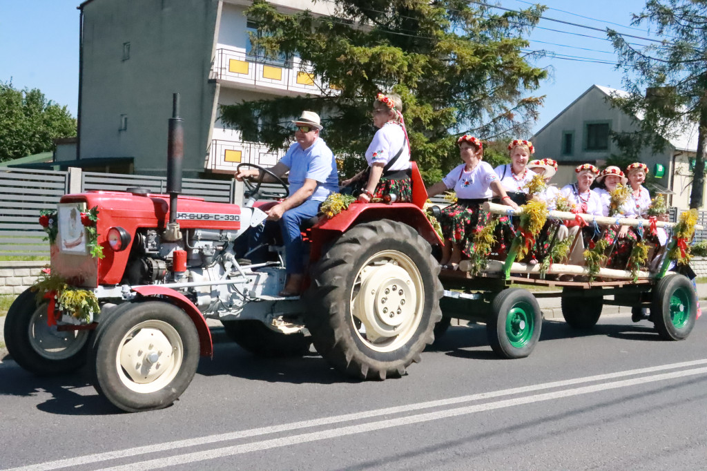 Fotorelacja: Parada Traktorów - Dożynki Kroczyce 2023r.