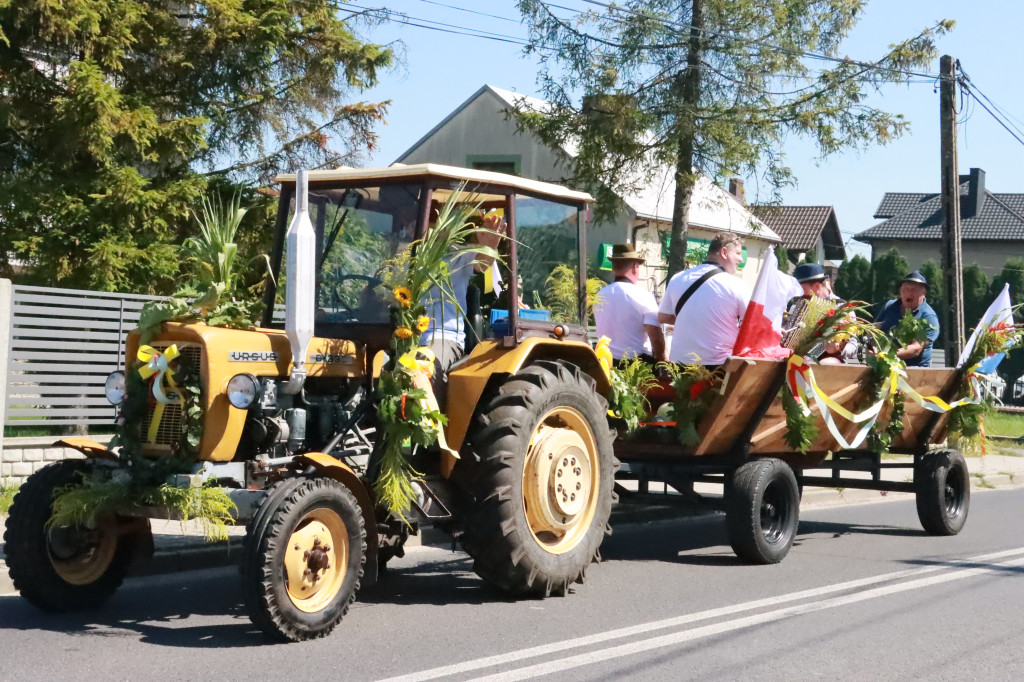 Fotorelacja: Parada Traktorów - Dożynki Kroczyce 2023r.