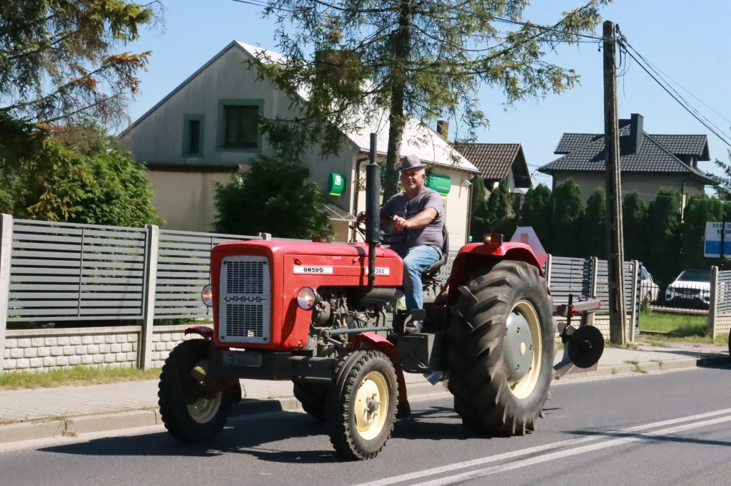 Fotorelacja: Parada Traktorów - Dożynki Kroczyce 2023r.