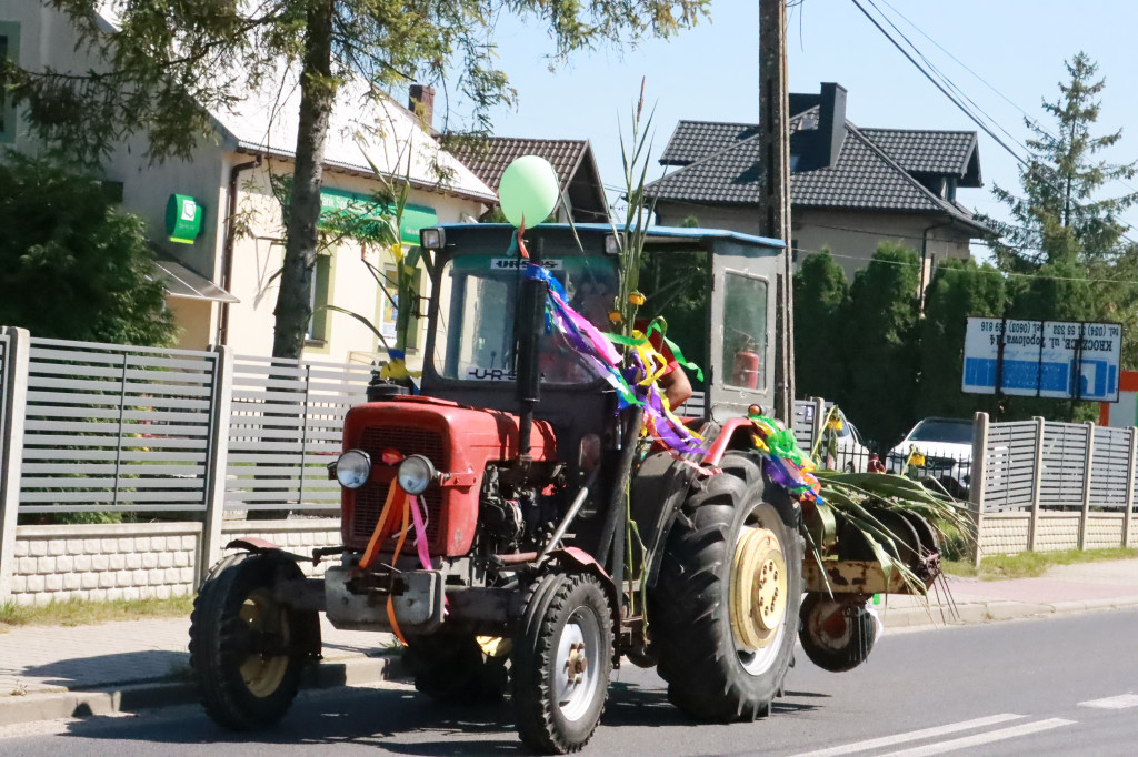 Fotorelacja: Parada Traktorów - Dożynki Kroczyce 2023r.