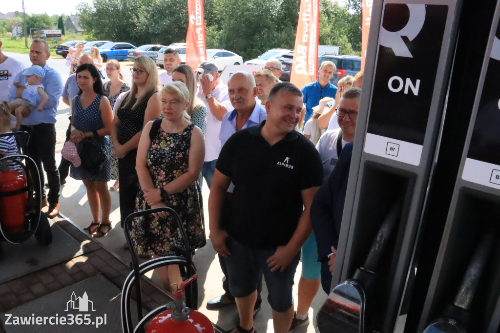 Fotorelacja: otwarcia stacji Paliw BAQ w Żarnowcu