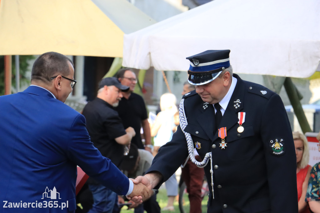 Fotorelacja: 100-lecie OSP Rudniki - część oficjalna 2