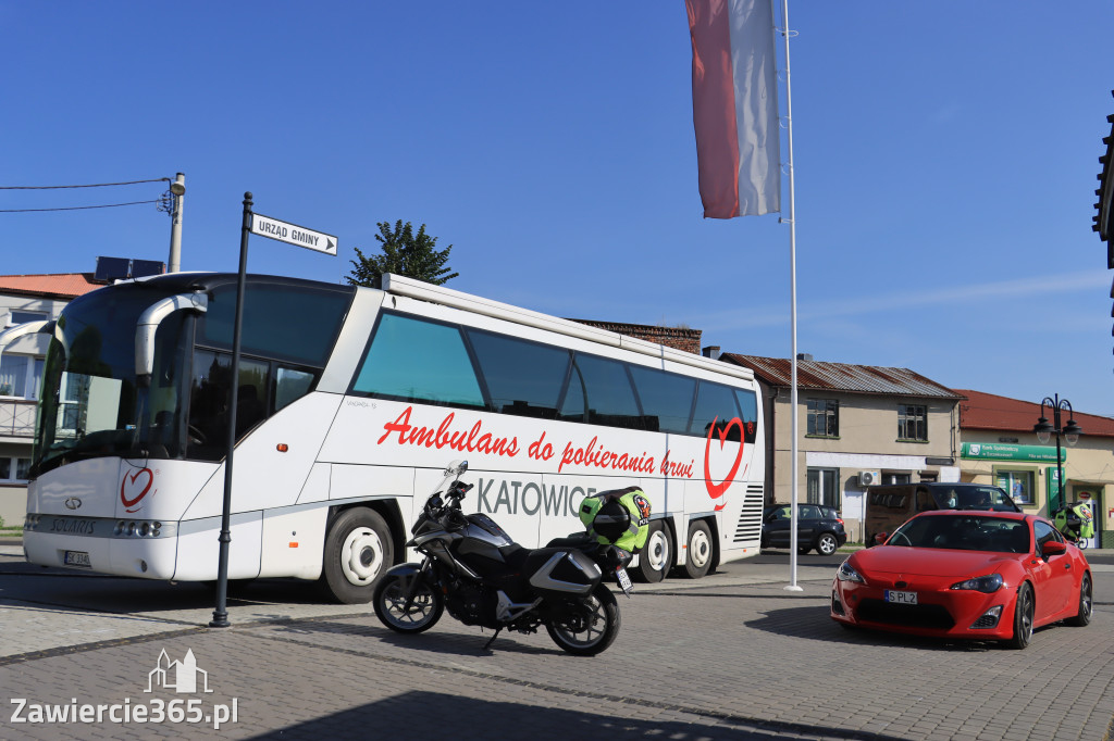 Krwiobus na Rynku we Włodowicach