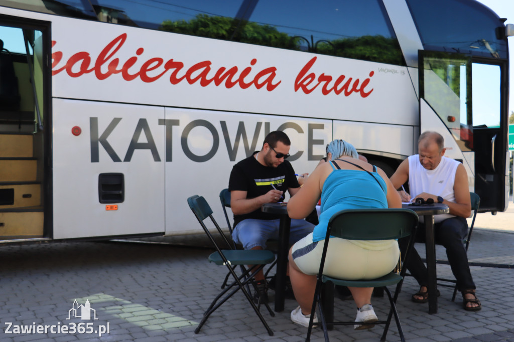 Krwiobus na Rynku we Włodowicach