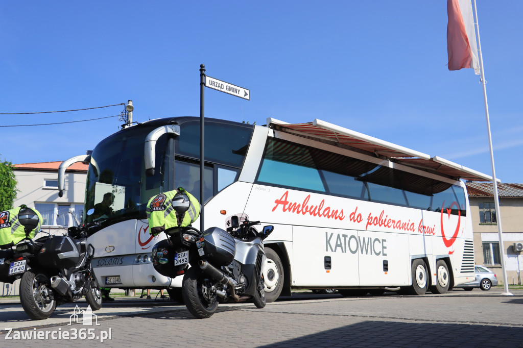Krwiobus na Rynku we Włodowicach