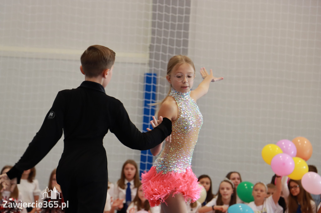 Fotorelacja: Uroczystość Otwarcia Hali Sportowej przy SP9 w Zawierciu.