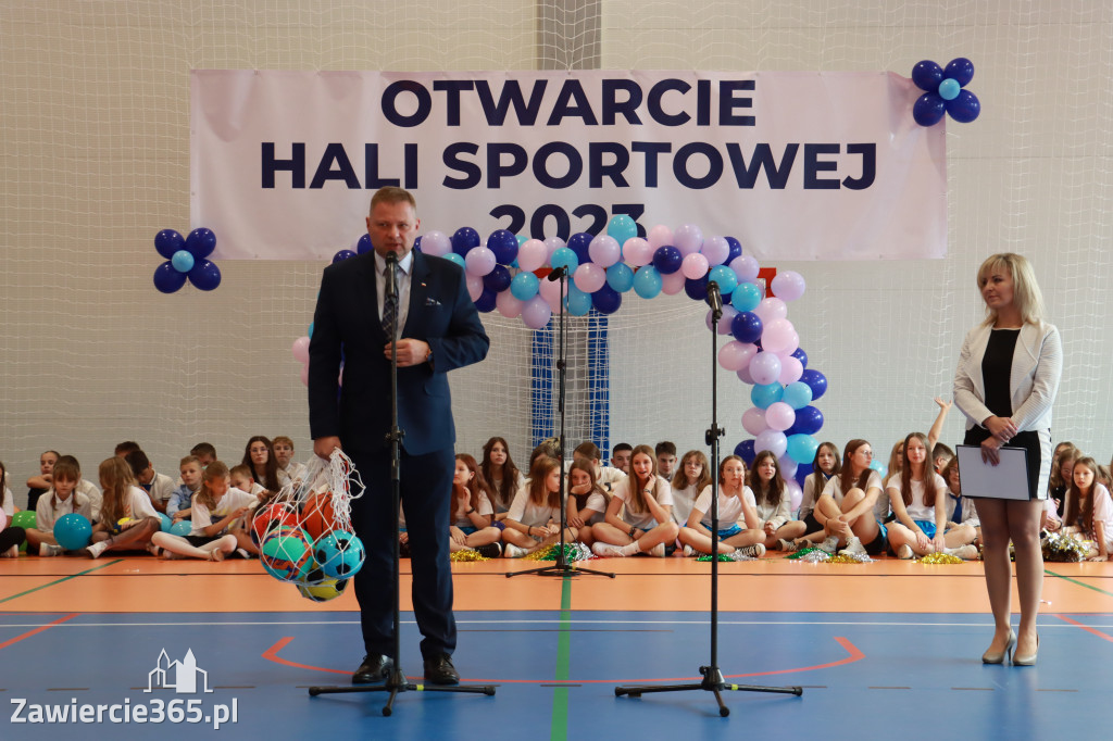 Fotorelacja: Uroczystość Otwarcia Hali Sportowej przy SP9 w Zawierciu.