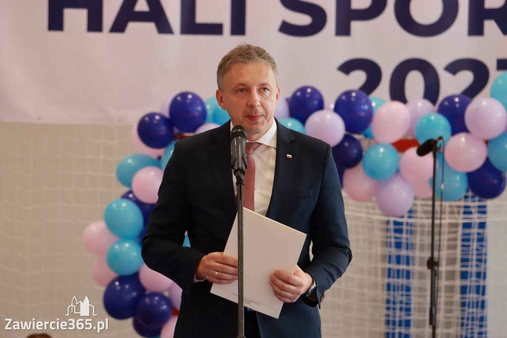 Fotorelacja: Uroczystość Otwarcia Hali Sportowej przy SP9 w Zawierciu.