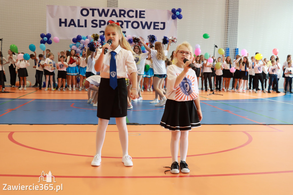 Fotorelacja: Uroczystość Otwarcia Hali Sportowej przy SP9 w Zawierciu.