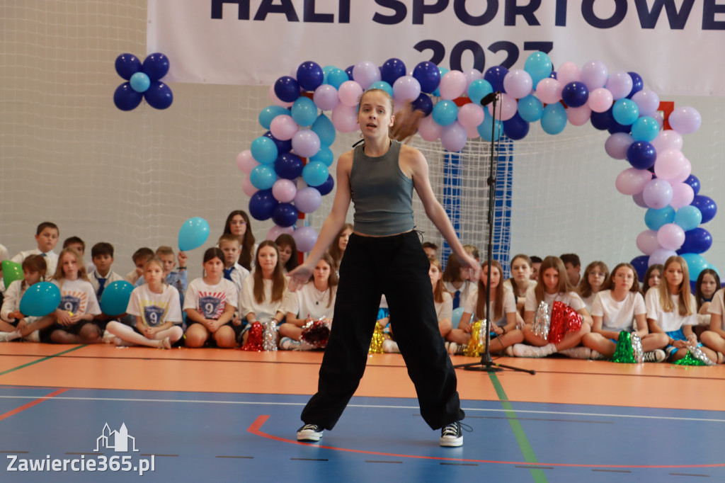 Fotorelacja: Uroczystość Otwarcia Hali Sportowej przy SP9 w Zawierciu.