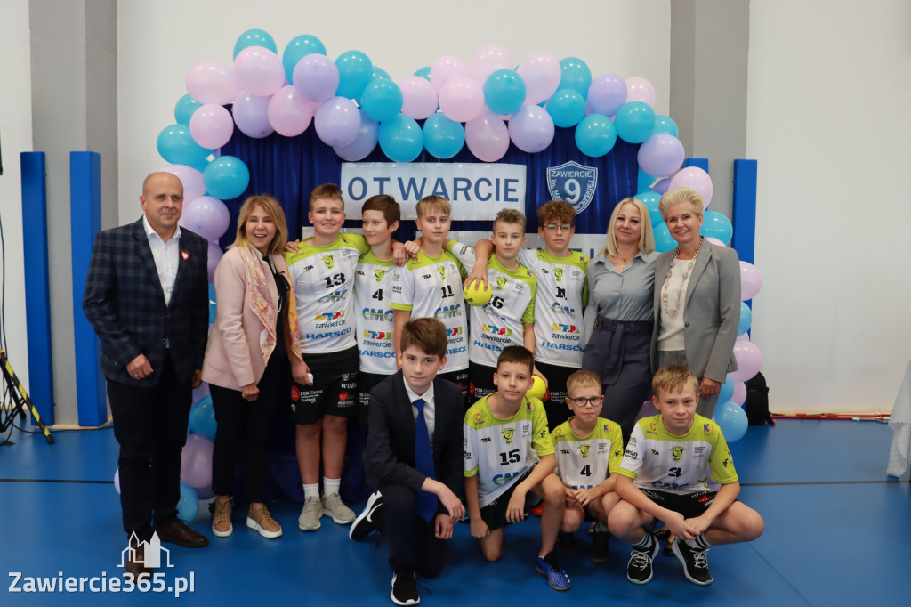 Fotorelacja: Uroczystość Otwarcia Hali Sportowej przy SP9 w Zawierciu.