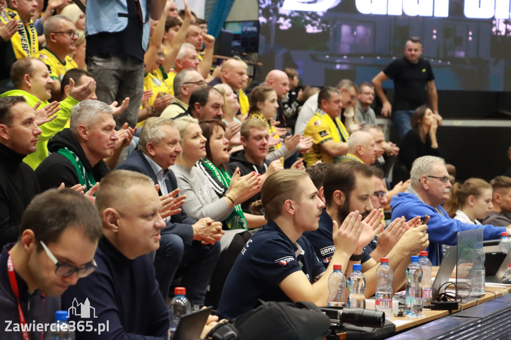 Aluron CMC Warta Zawiercie pokonała  Exact Systems Hemarpol Częstochowa 3:0.