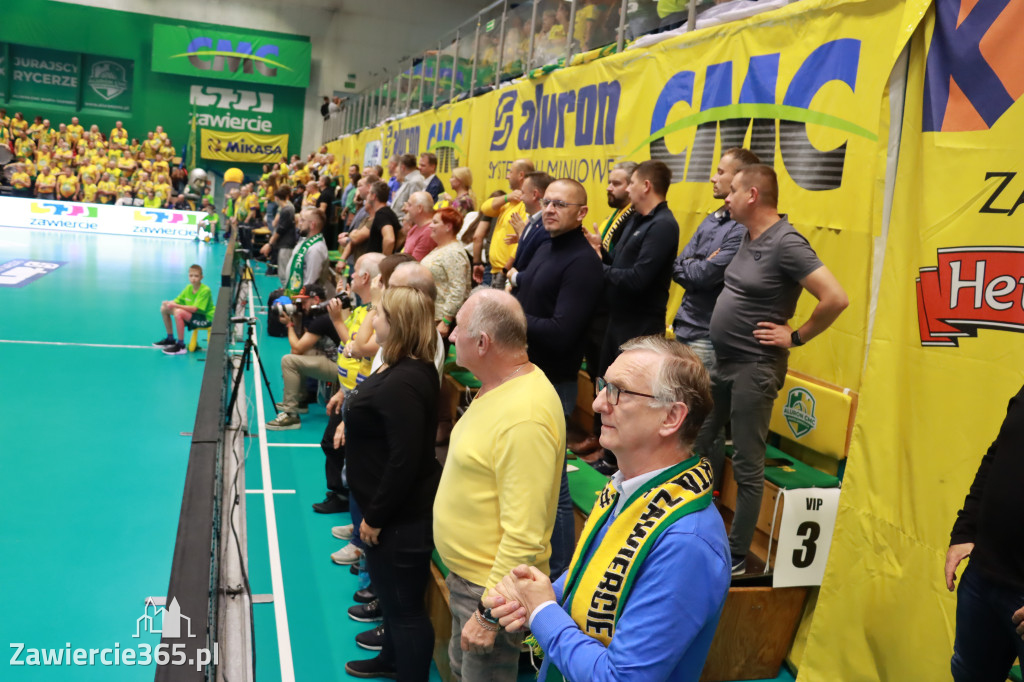 Aluron CMC Warta Zawiercie pokonała  Exact Systems Hemarpol Częstochowa 3:0.