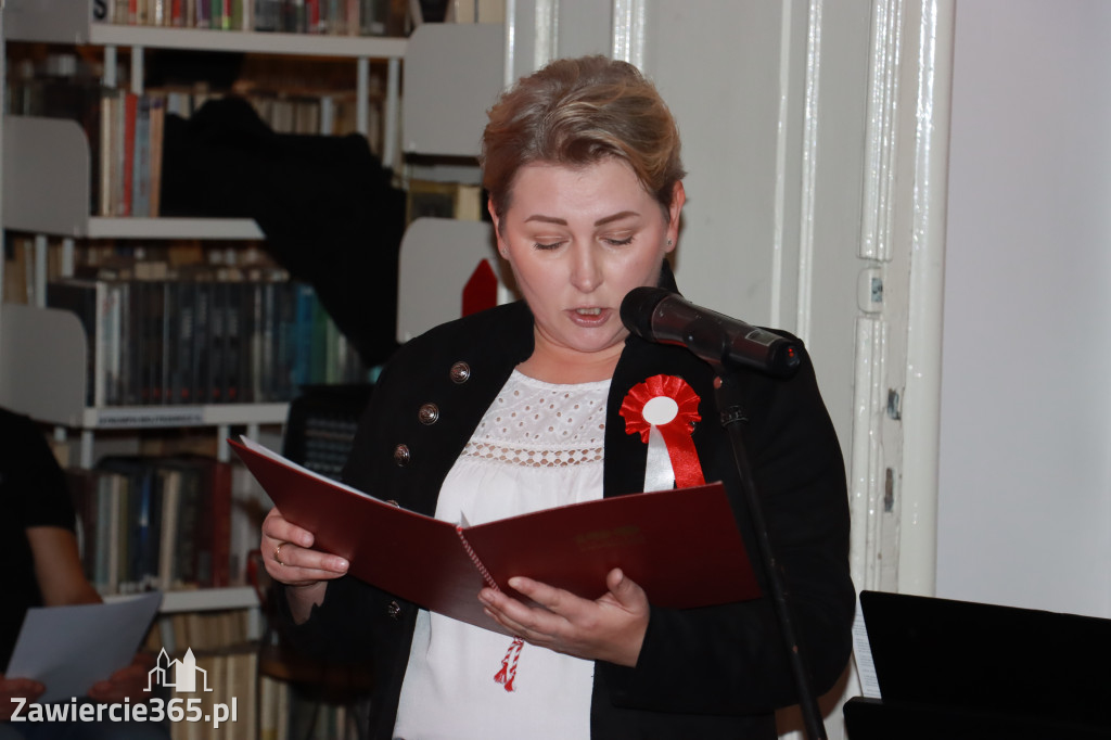 Foterelacja Zawiercie: Spektakl w Bibliotece Publicznej.