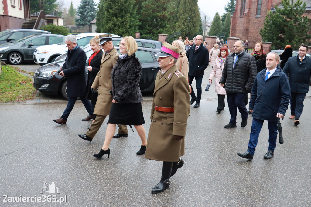 Fotorelacja I: 100-lecie SP1 w Porębie