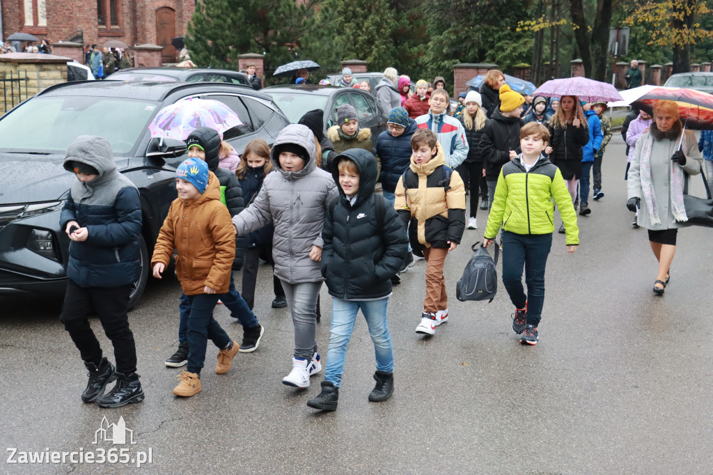 Fotorelacja I: 100-lecie SP1 w Porębie