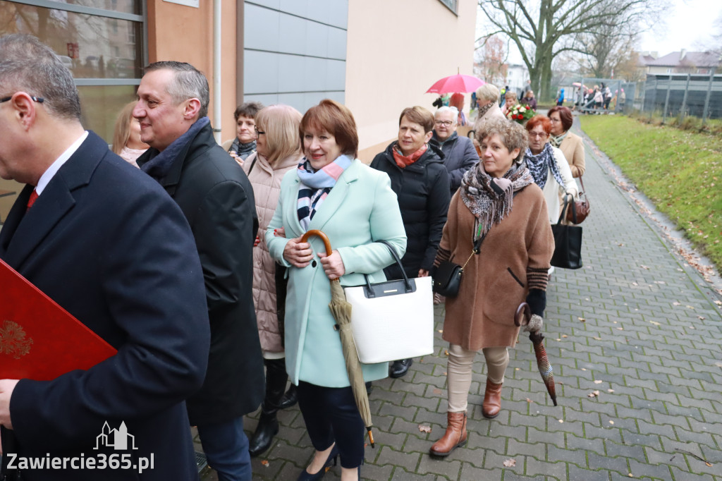 Fotorelacja I: 100-lecie SP1 w Porębie